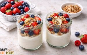 greek yogurt parfait with granola